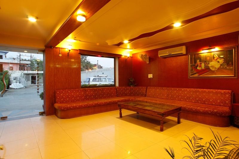 Hotel Jaipur Heritage Buitenkant foto